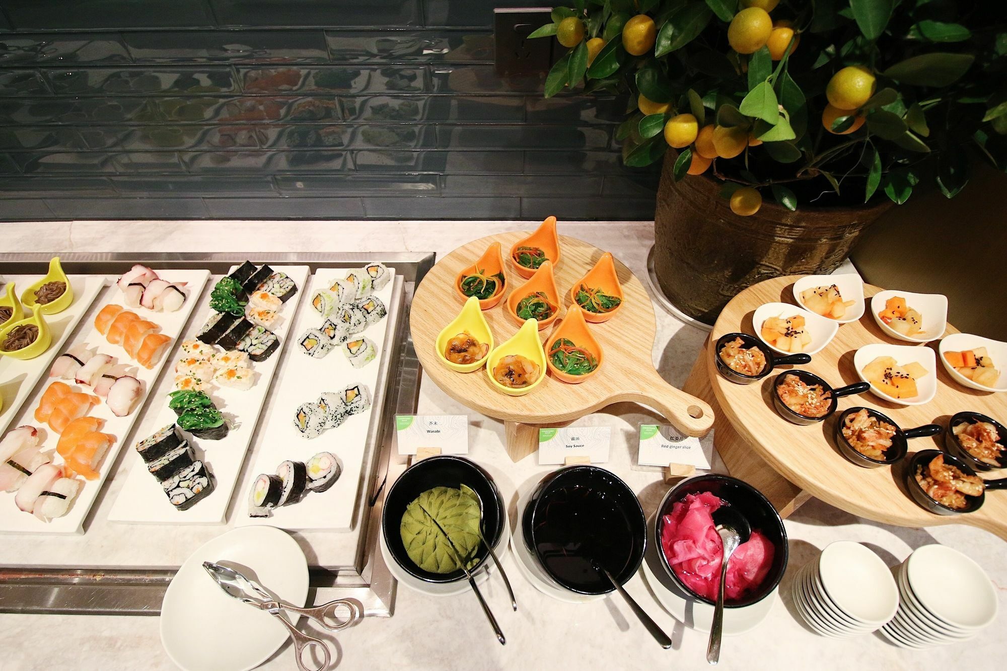 Отель Courtyard By Marriott Shunde Longjiang, Near Furniture Fair Экстерьер фото